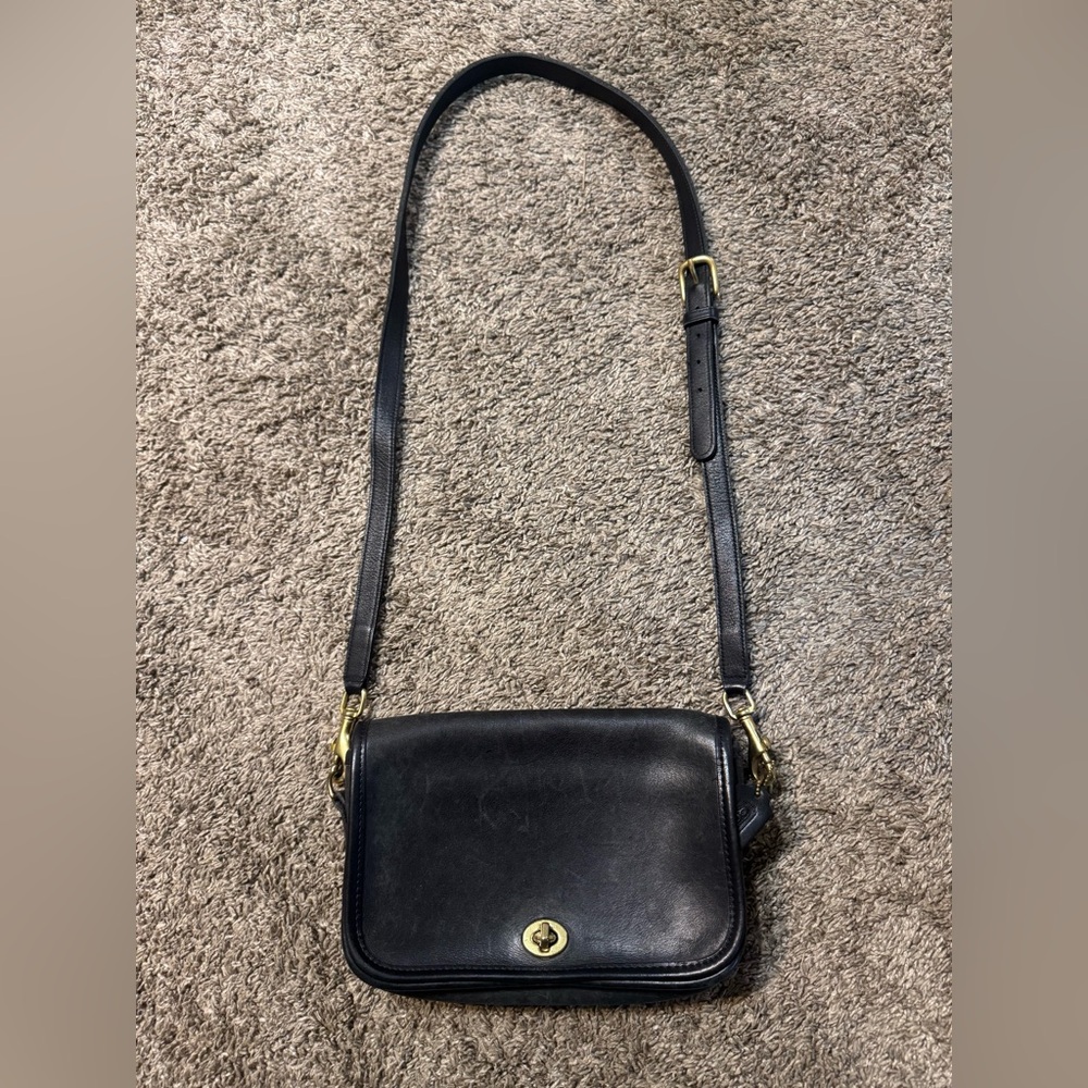 Black Leather Vintage Coach Small Purse